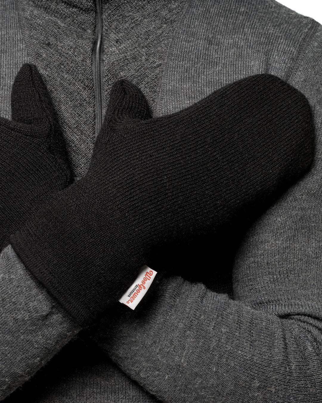 Mittens 400