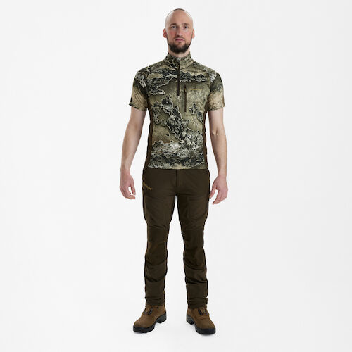 Excape Insulated T-Shirt mit RV-Kragen
