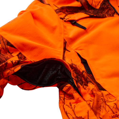 H. Game Jacke
